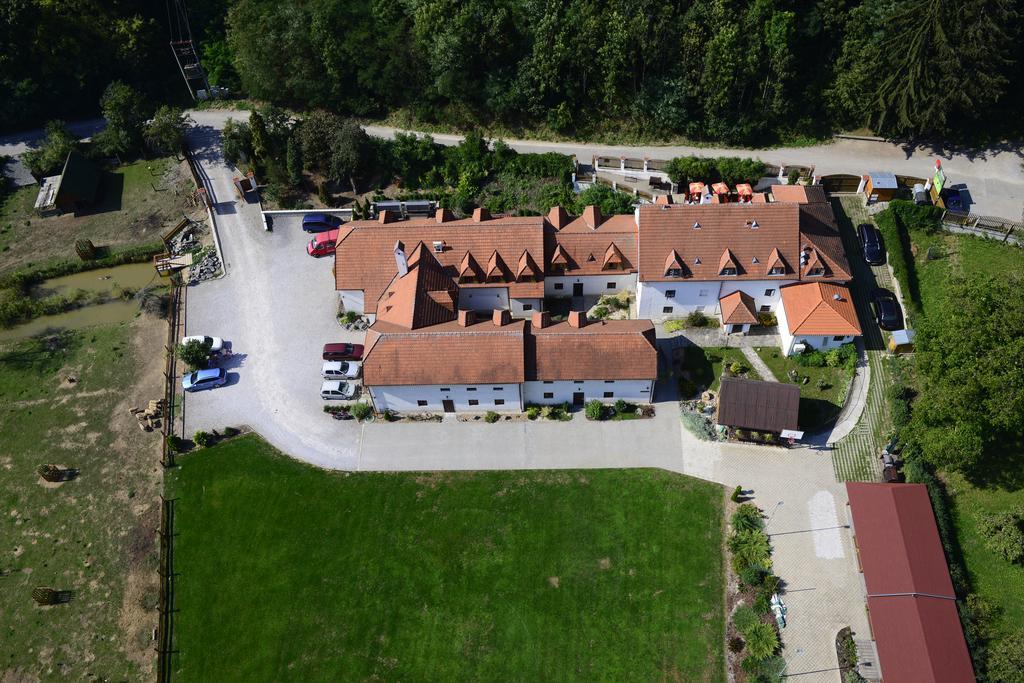 Pension Kadlcuv Mlyn Brno Luaran gambar